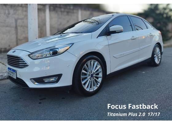 FORD FOCUS 2.0 TITANIUM PLUS FASTBACK 16V FLEX 4P POWERSHIFT FORD FOCUS 2.0 TITANIUM PLUS FASTBACK 16V FLEX 4P POWERSHIFT